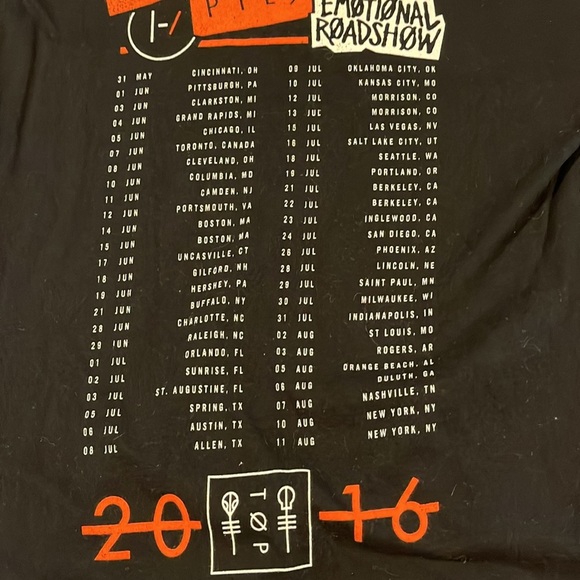 TwentyOne Pilots TOP 2016 Emotional Roadshow Official Tee - Picture 7 of 10